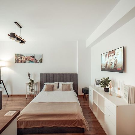 Palas Mall - Cozy Studios And Flats Iasi Exterior foto